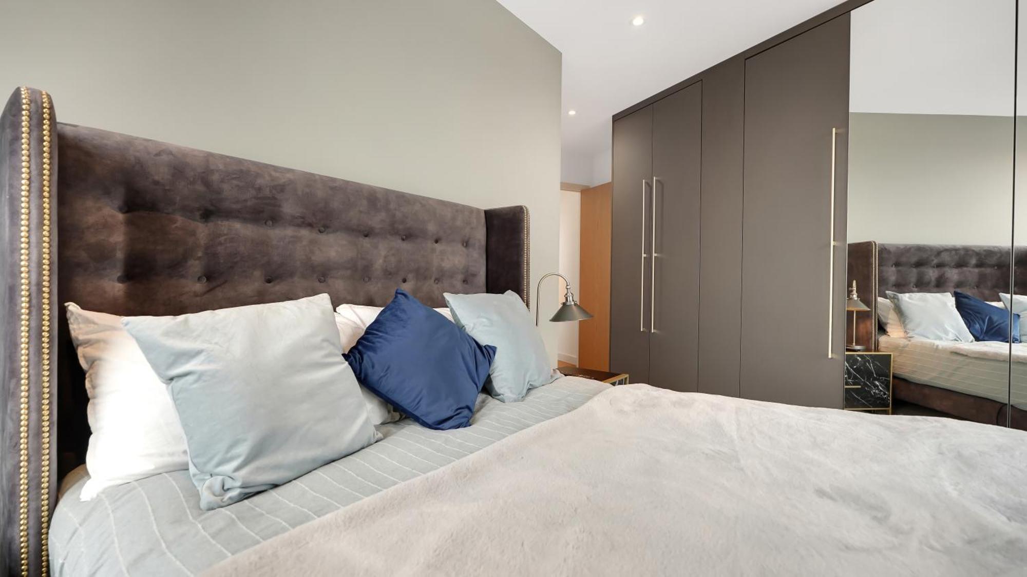 Modern And Spacious Penthouse Apartment In Putney With Free Parking London Bagian luar foto